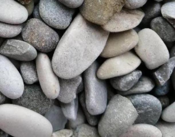 Где заказать гальку и каменную крошку с доставкой?  в Магнитогорске